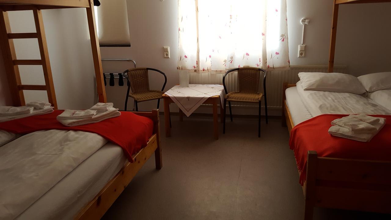 Guesthouse Leirubakki Asolfsstathir 외부 사진