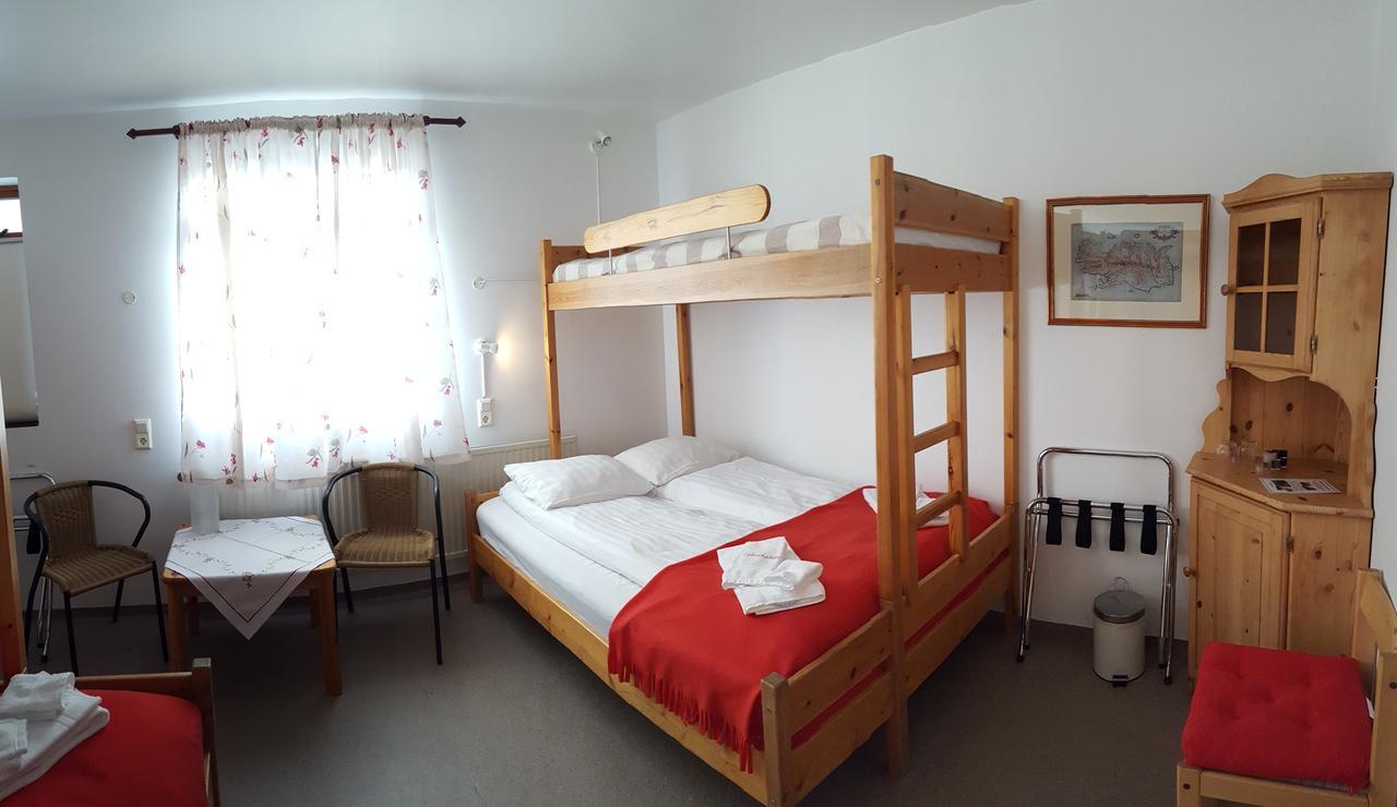 Guesthouse Leirubakki Asolfsstathir 외부 사진